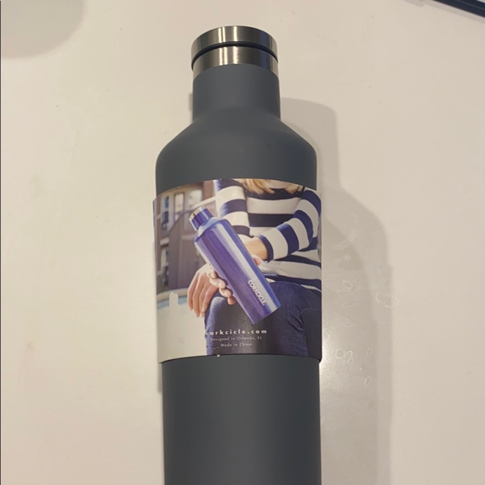 16oz Steel Grey Corkcicle canteen